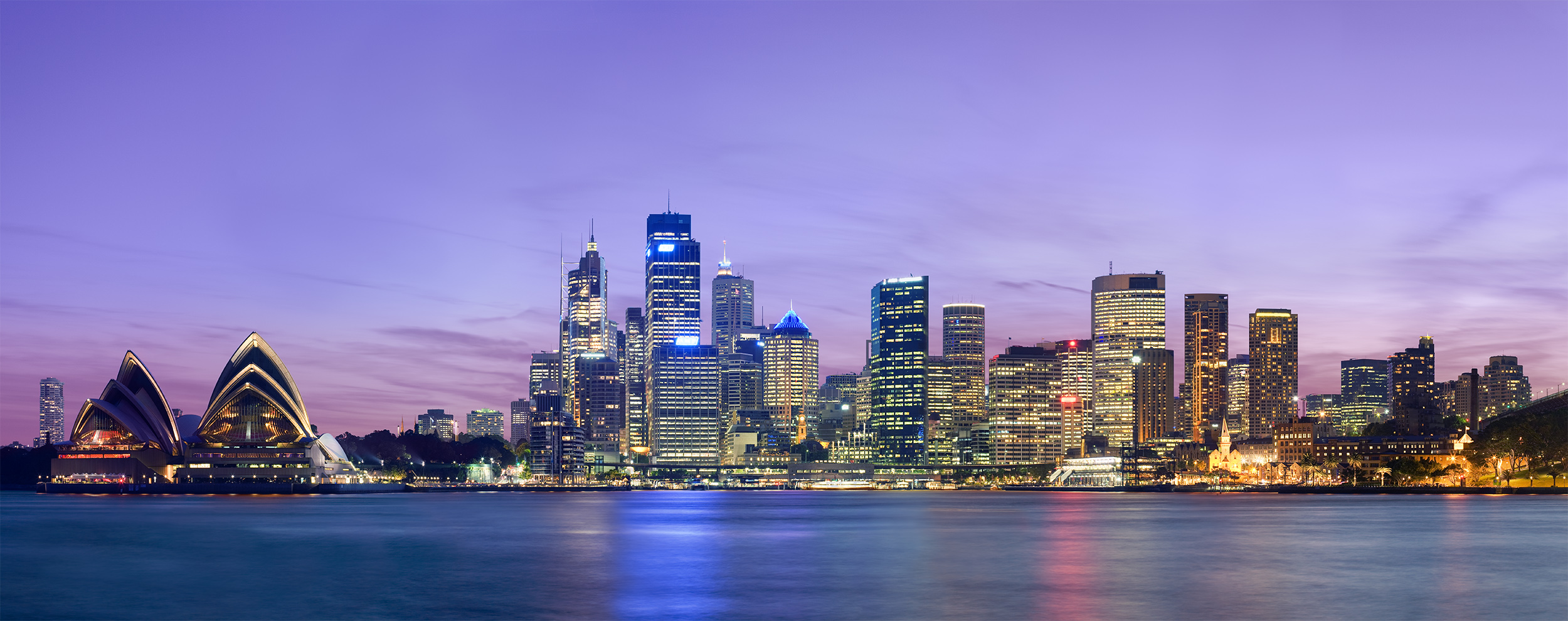 Sydney_skyline_at_dusk_-_Dec_2008